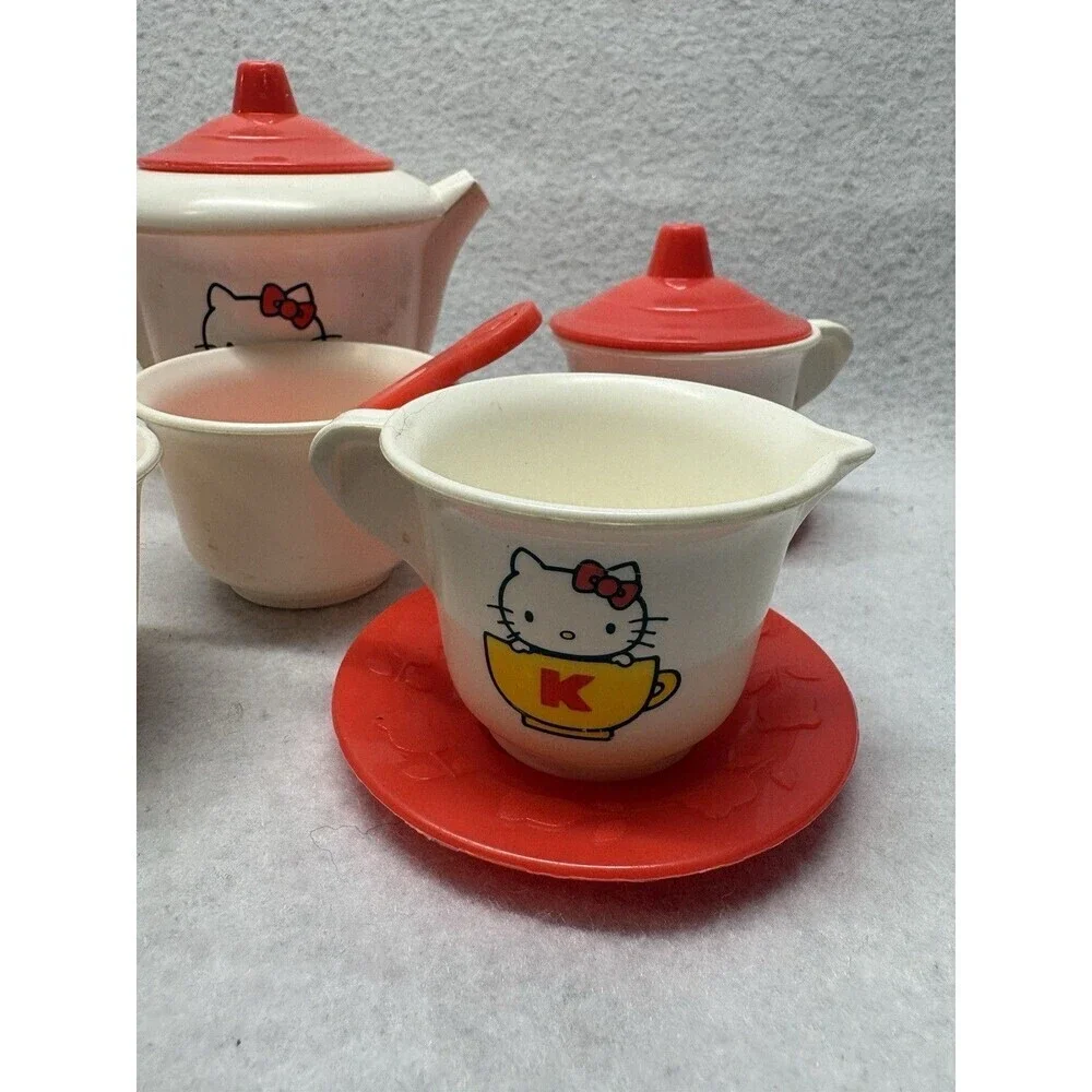 Hello Kitty San Rio Turn N Serve Tea Set Missing Tray CBS Inc 1984 Vintage Toys